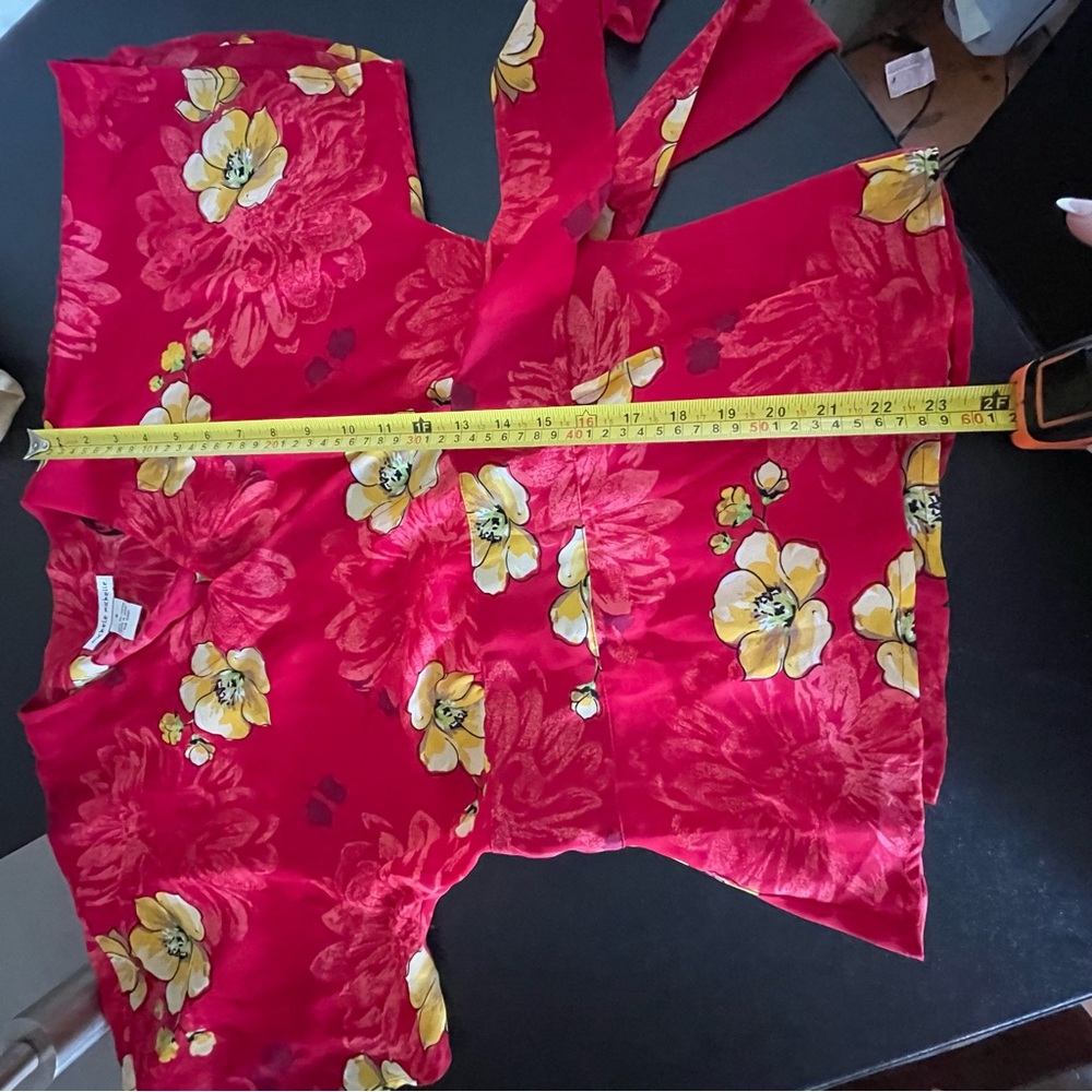 Stunning Michele Michelle Kimono Red Wrap Blouse with Short Sleeves a Tie Front - Picture 7 of 9